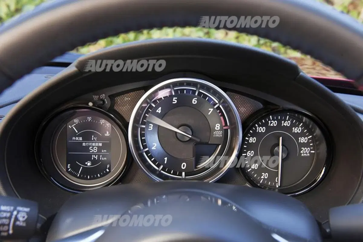 Nuova Mazda MX-5: costa ancora meno! Prezzi (per l'Italia!) e scheda tecnica (25)
