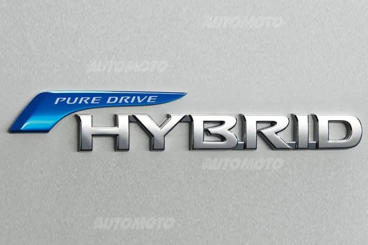 Nissan X-Trail Hybrid, ecco la versione ibrida (12)