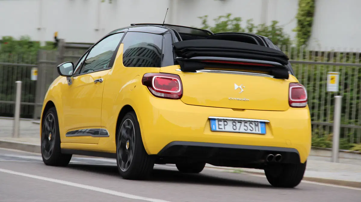 DS 3 Cabrio 1.6 THP: la nostra video-prova (16)