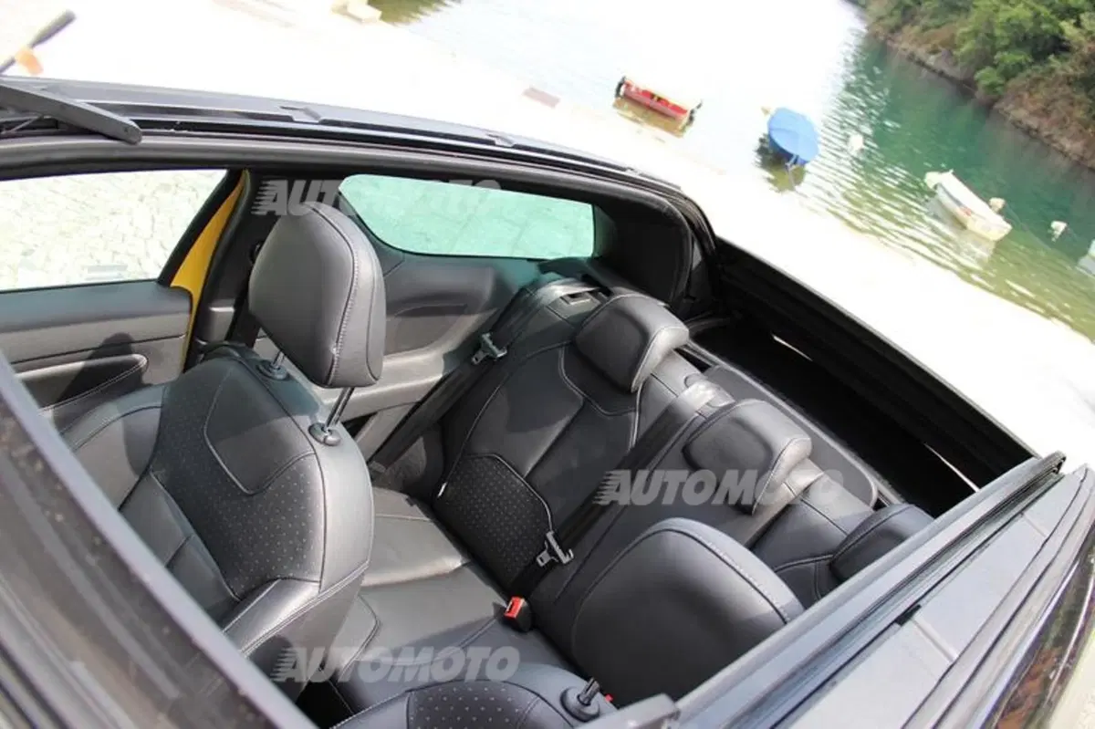 DS 3 Cabrio 1.6 THP: la nostra video-prova (18)