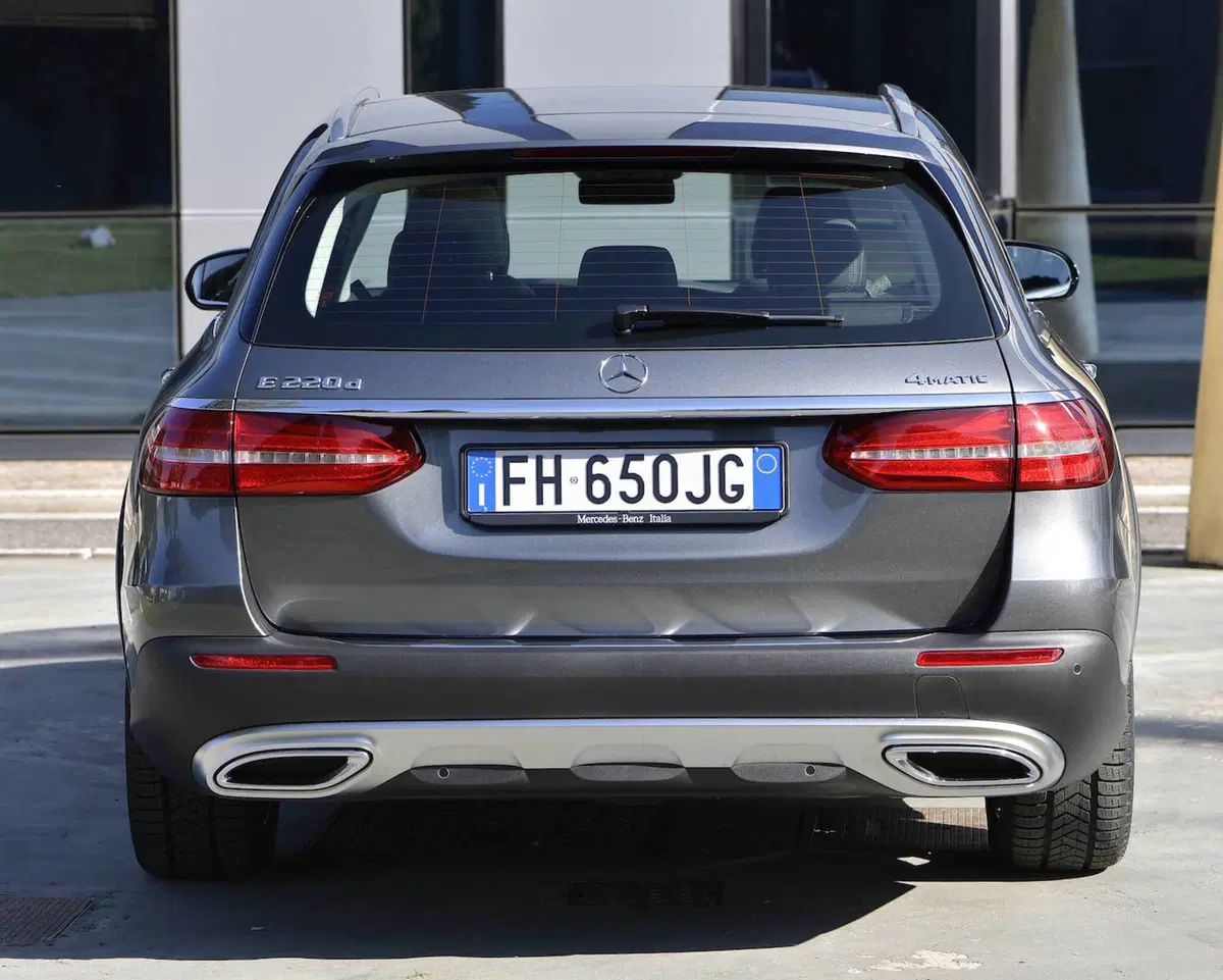 Mercedes Classe E All-Terrain: la SW senza limiti (27)