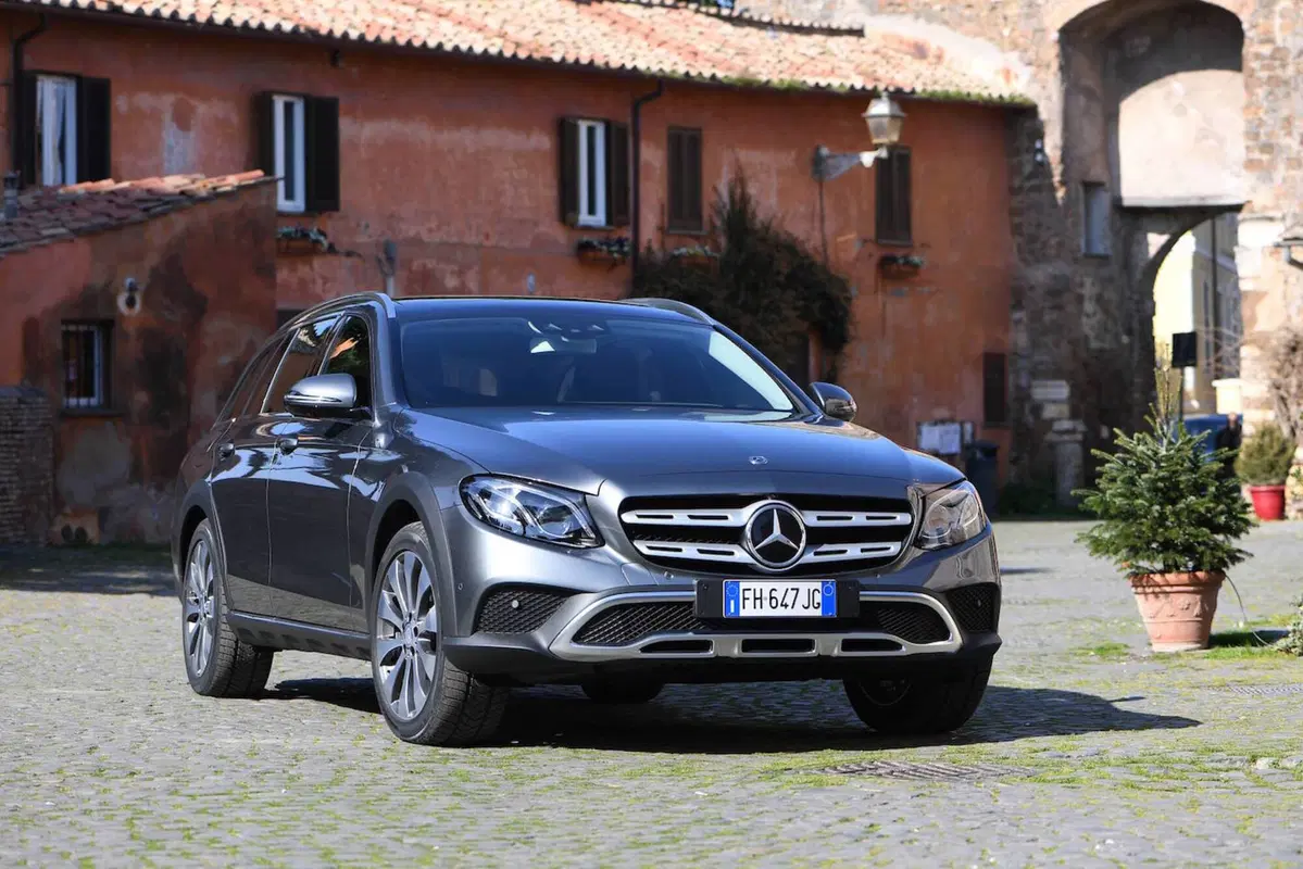 Mercedes Classe E All-Terrain: la SW senza limiti (32)