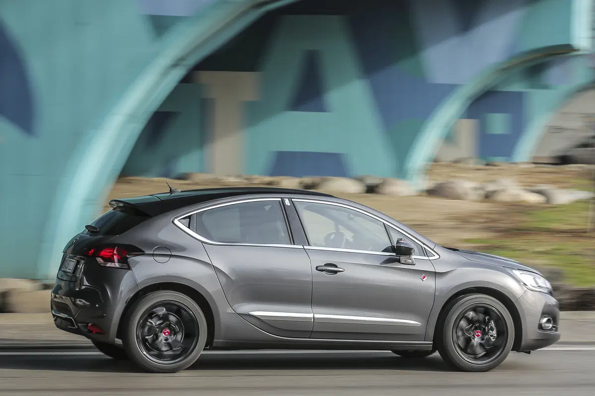 DS4 Performance Line [Video primo test] (2)