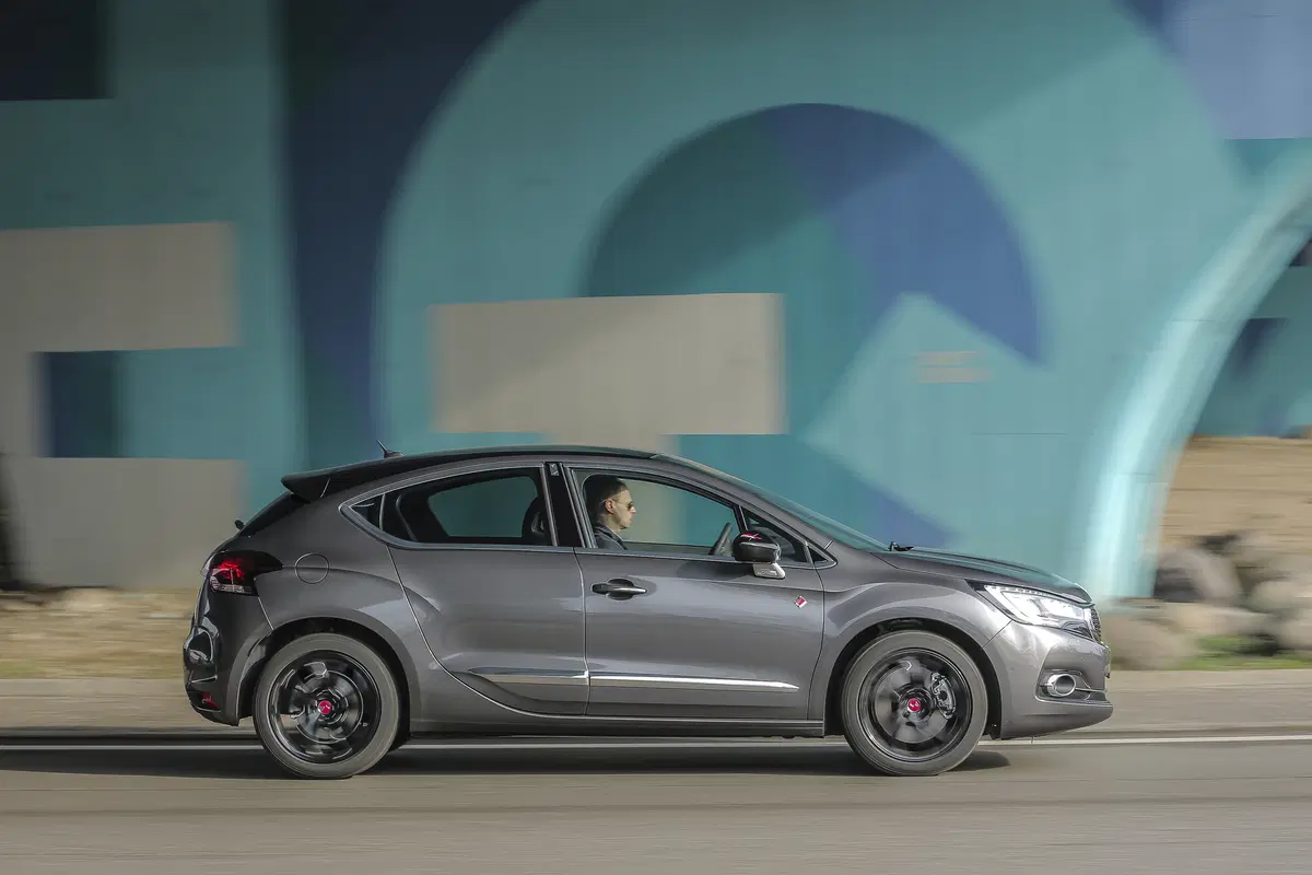 DS4 Performance Line [Video primo test] (3)