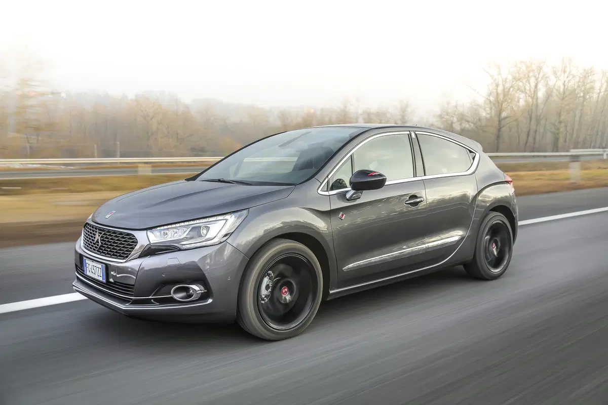 DS4 Performance Line [Video primo test] (6)