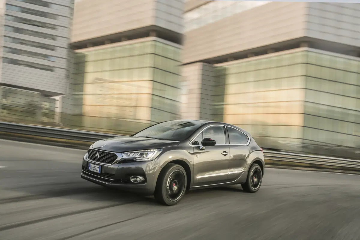 DS4 Performance Line [Video primo test] (13)