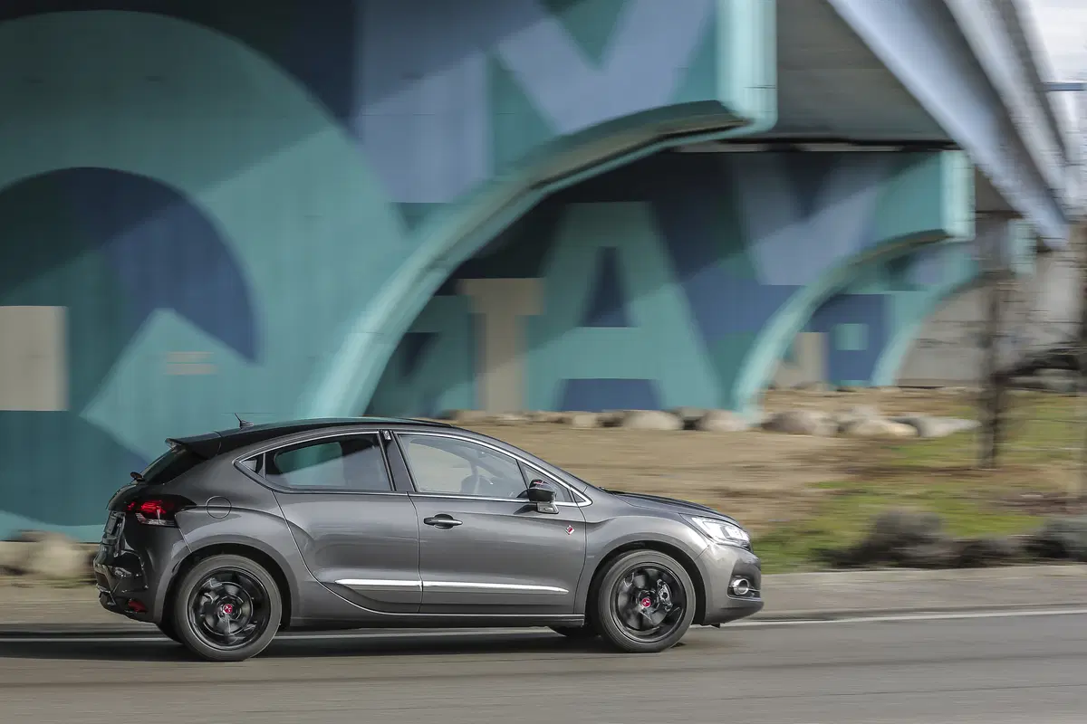 DS4 Performance Line [Video primo test] (15)