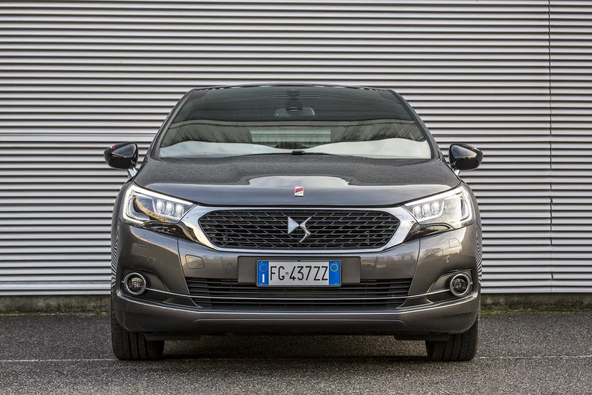 DS4 Performance Line [Video primo test] (18)