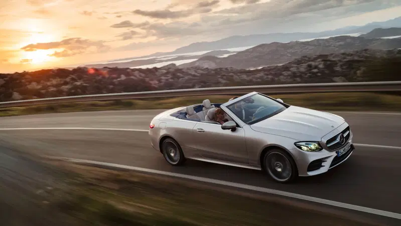 Mercedes Classe E Cabrio, esordio a Ginevra [Video]