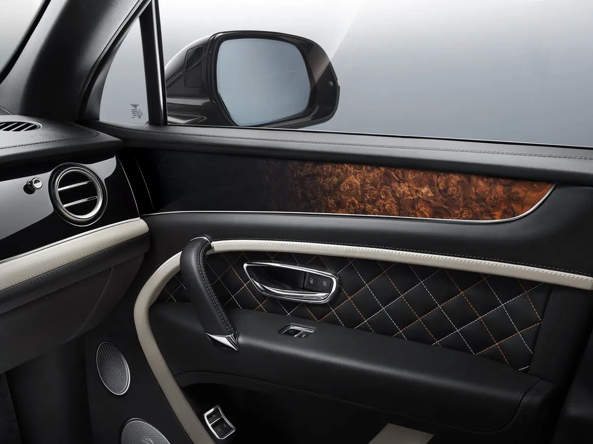Bentley Bentayga Mulliner, più lusso di così... (5)