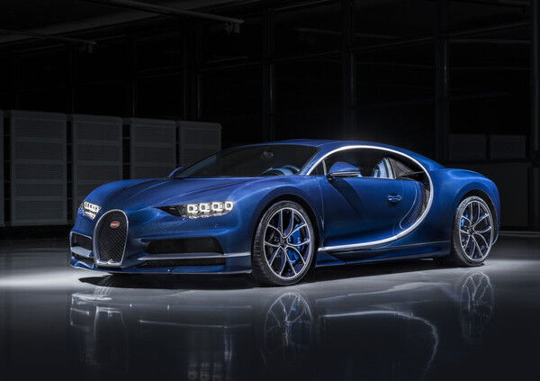 Bugatti Chiron, metà produzione è già venduta. Eccola al Salone di Ginevra [Video]