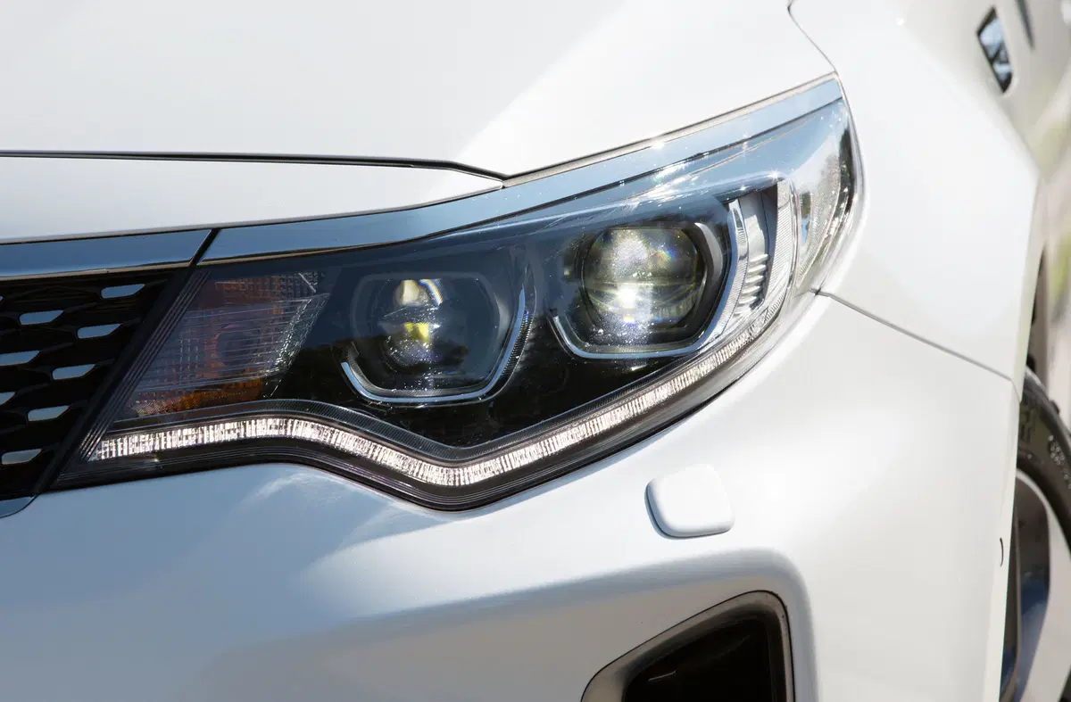 Kia Optima Sport Wagon (2016-19) (30)