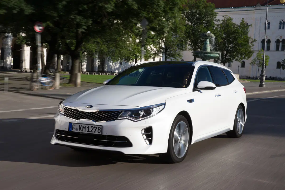 Kia Optima Sport Wagon (2016-19) (31)