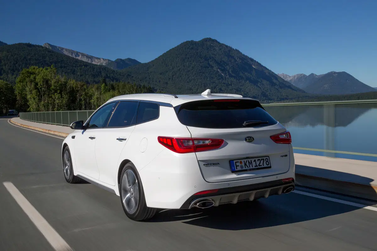 Kia Optima Sport Wagon (2016-19) (32)
