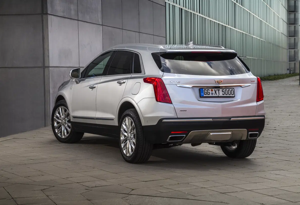 Cadillac XT5 3.6L V6 AWD AT Luxury (5)