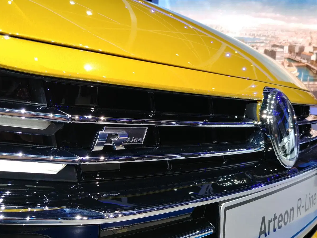 Volkswagen Arteon, l'ammiraglia debutta al Salone di Ginevra 2017 (11)