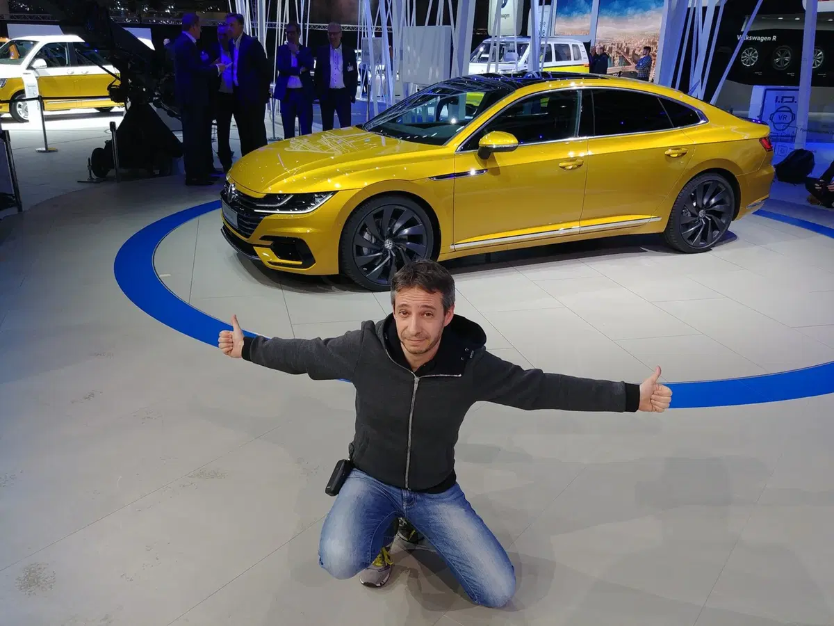 Volkswagen Arteon, l'ammiraglia debutta al Salone di Ginevra 2017 (16)