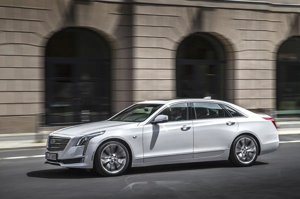 Cadillac CT6 (2016-19) (2)