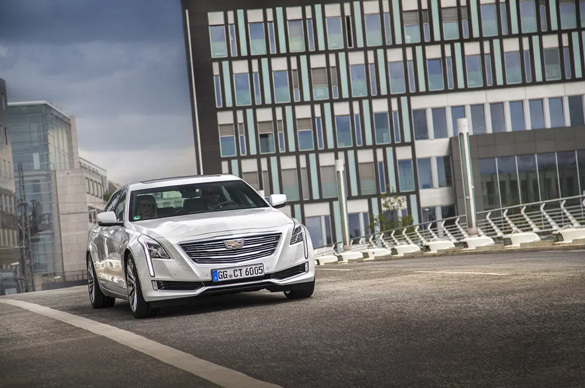 Cadillac CT6 (2016-19) (8)