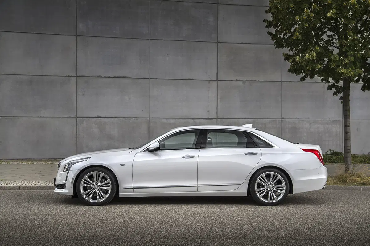Cadillac CT6 (2016-19) (11)