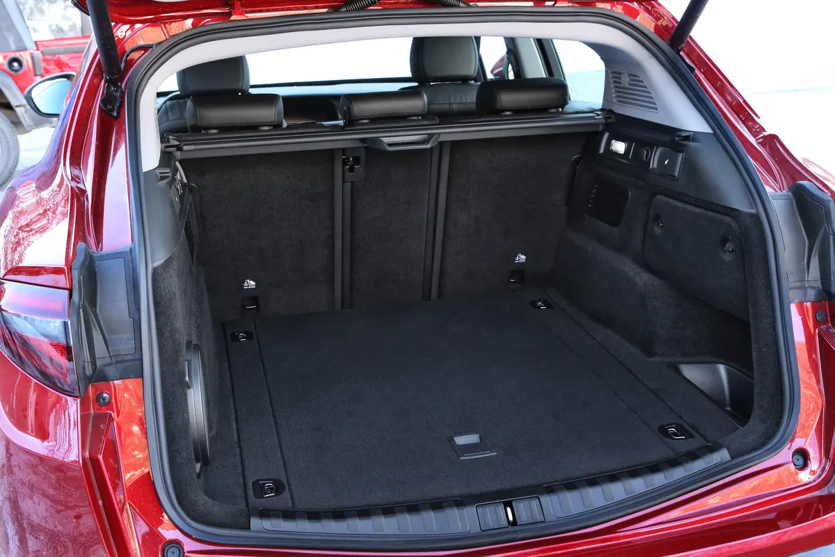 Alfa Romeo Stelvio Stelvio 2.2 Turbodiesel 190 CV AT8 Q4 Business (29)