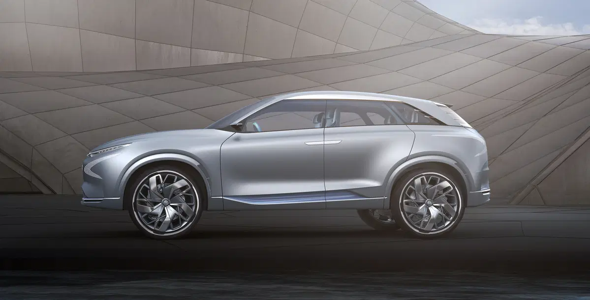 Hyundai FE Concept: al Salone di Ginevra 2017 il SUV coreano a idrogeno (3)