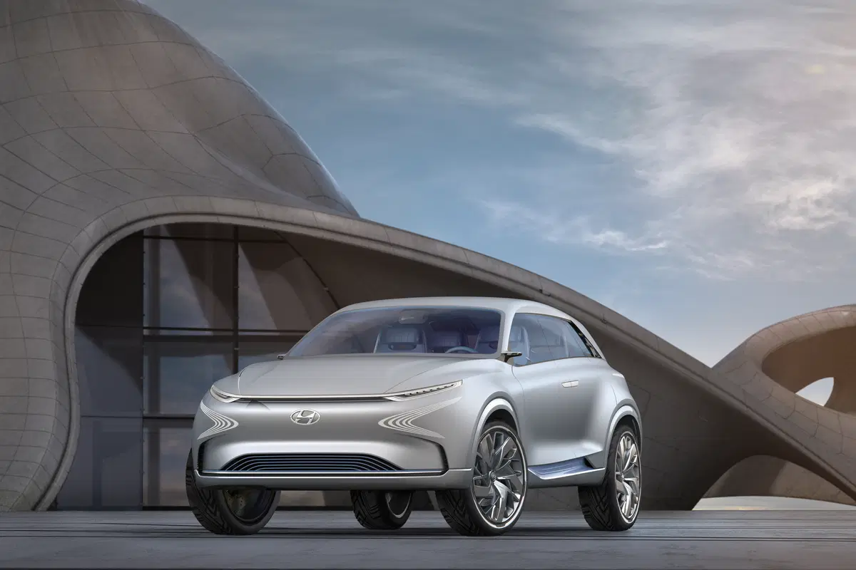 Hyundai FE Concept: al Salone di Ginevra 2017 il SUV coreano a idrogeno (2)