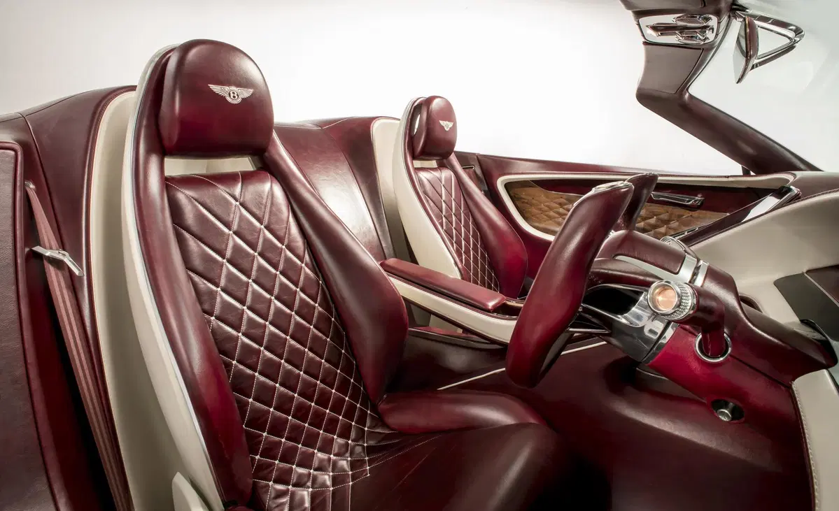 Bentley EXP12 Speed 6e Concept, la spider elettrica al Salone di Ginevra 2017 (7)