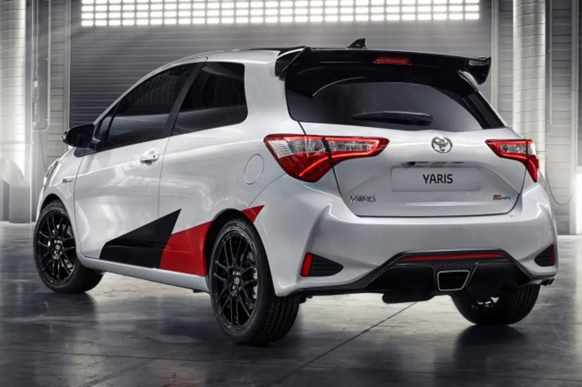 Toyota Yaris GRMN, 210 CV al Salone di Ginevra 2017