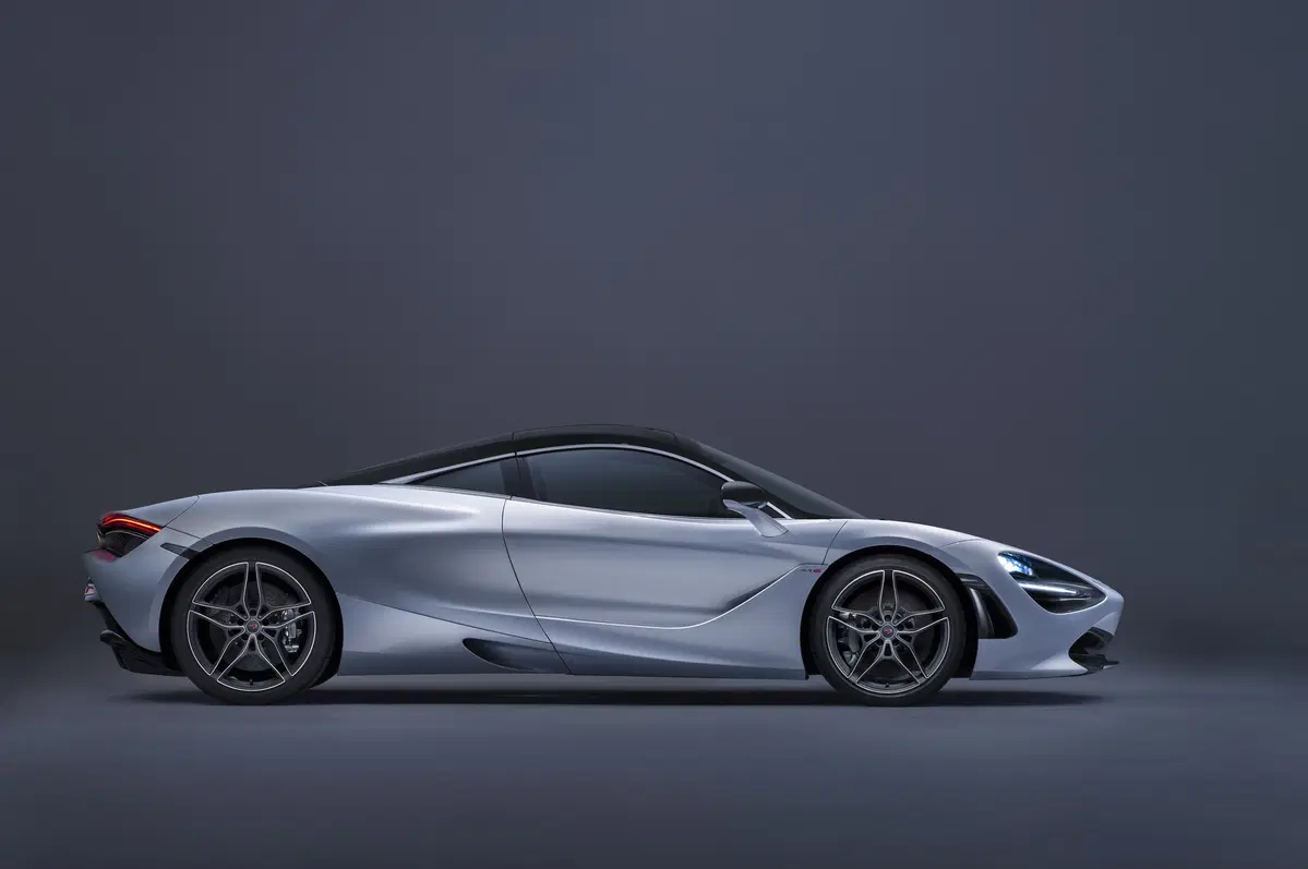 McLaren 720S, la nuova supercar di Woking al Salone di Ginevra 2017 [Video]