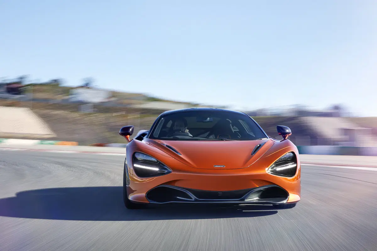 McLaren 720S, la nuova supercar di Woking al Salone di Ginevra 2017 [Video] (10)