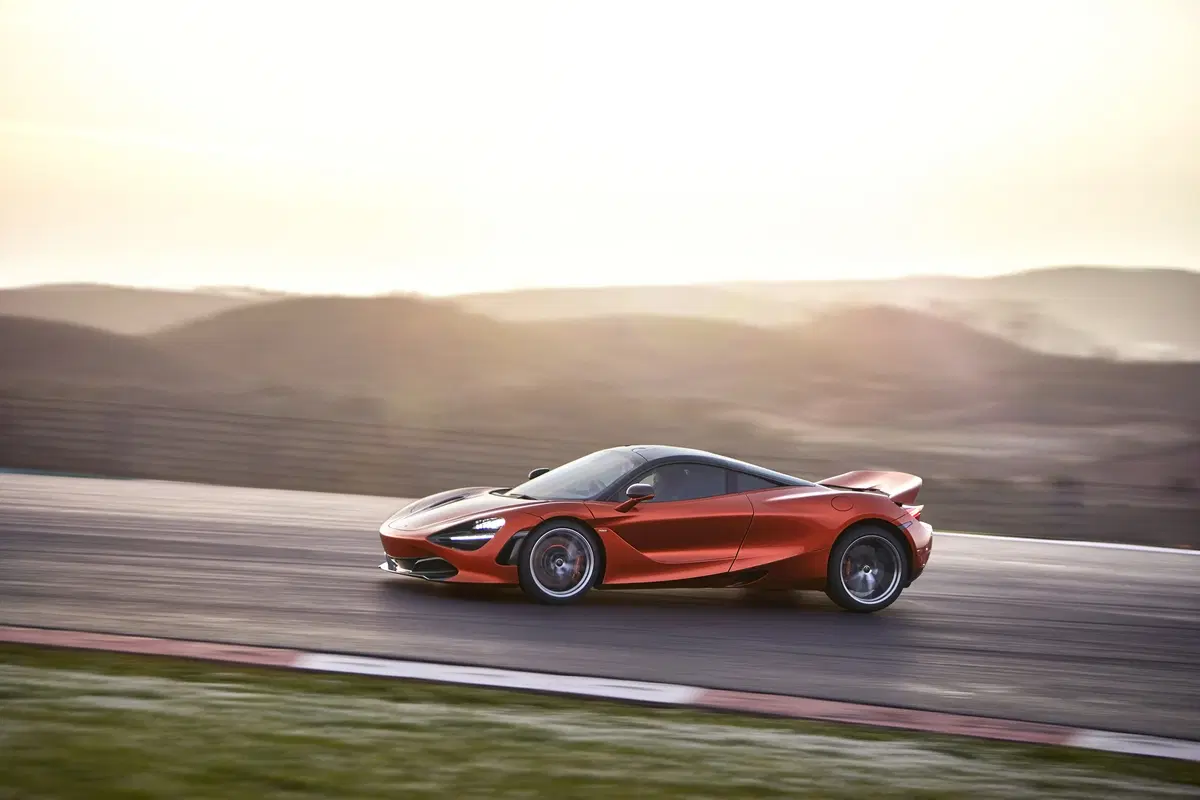 McLaren 720S, la nuova supercar di Woking al Salone di Ginevra 2017 [Video] (11)