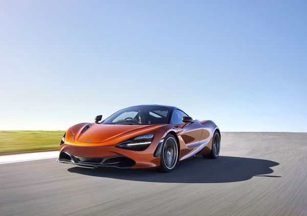 McLaren 720S, la nuova supercar di Woking al Salone di Ginevra 2017 [Video]