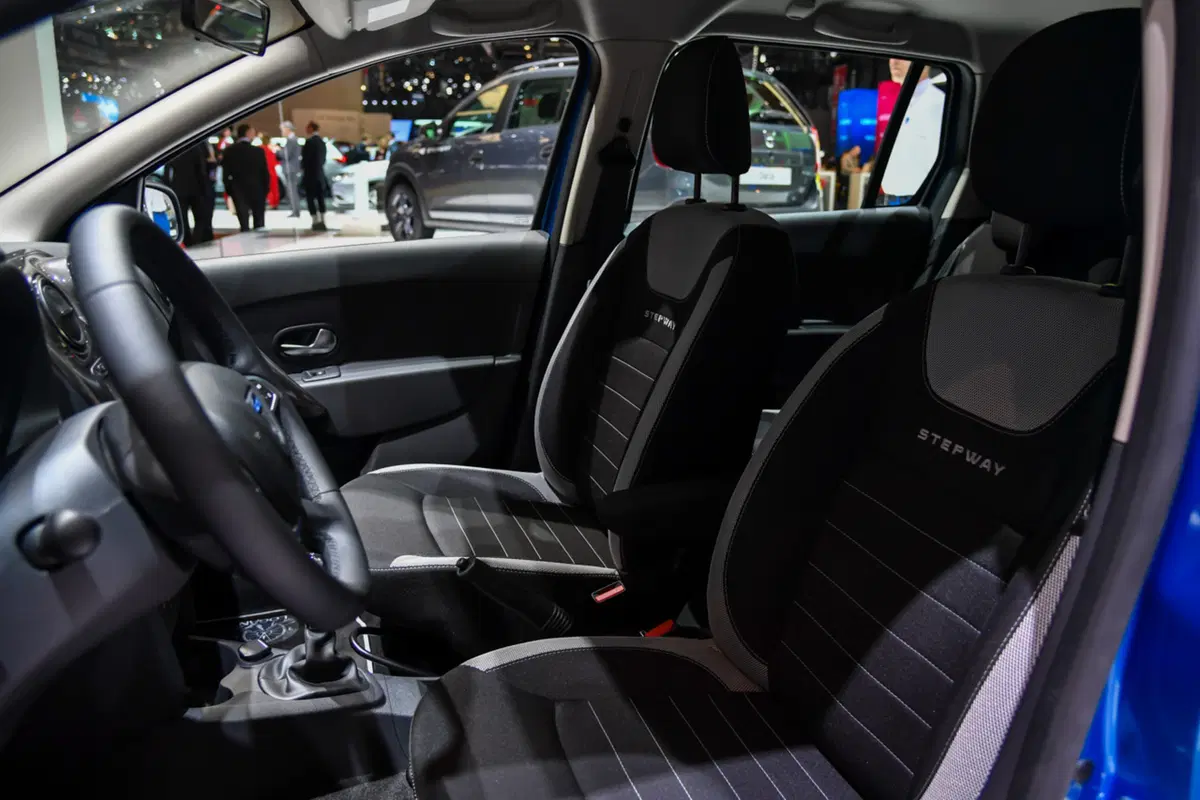 Dacia al Salone di Ginevra 2017 (7)