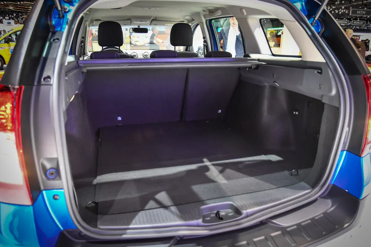 Dacia al Salone di Ginevra 2017 (13)