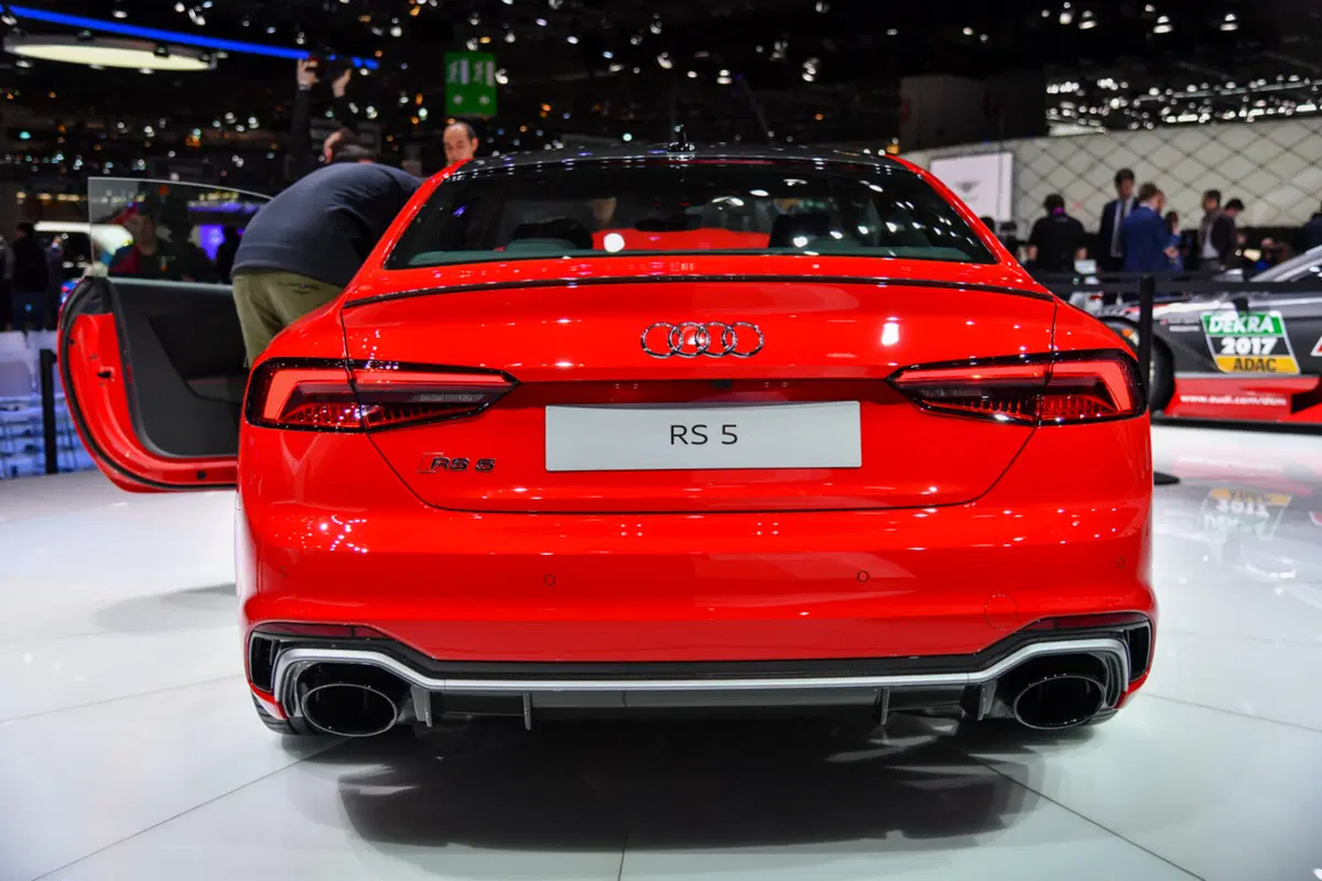 Nuova Audi RS5 Coupé, la videorecensione al Salone di Ginevra 2017 [Video] (3)