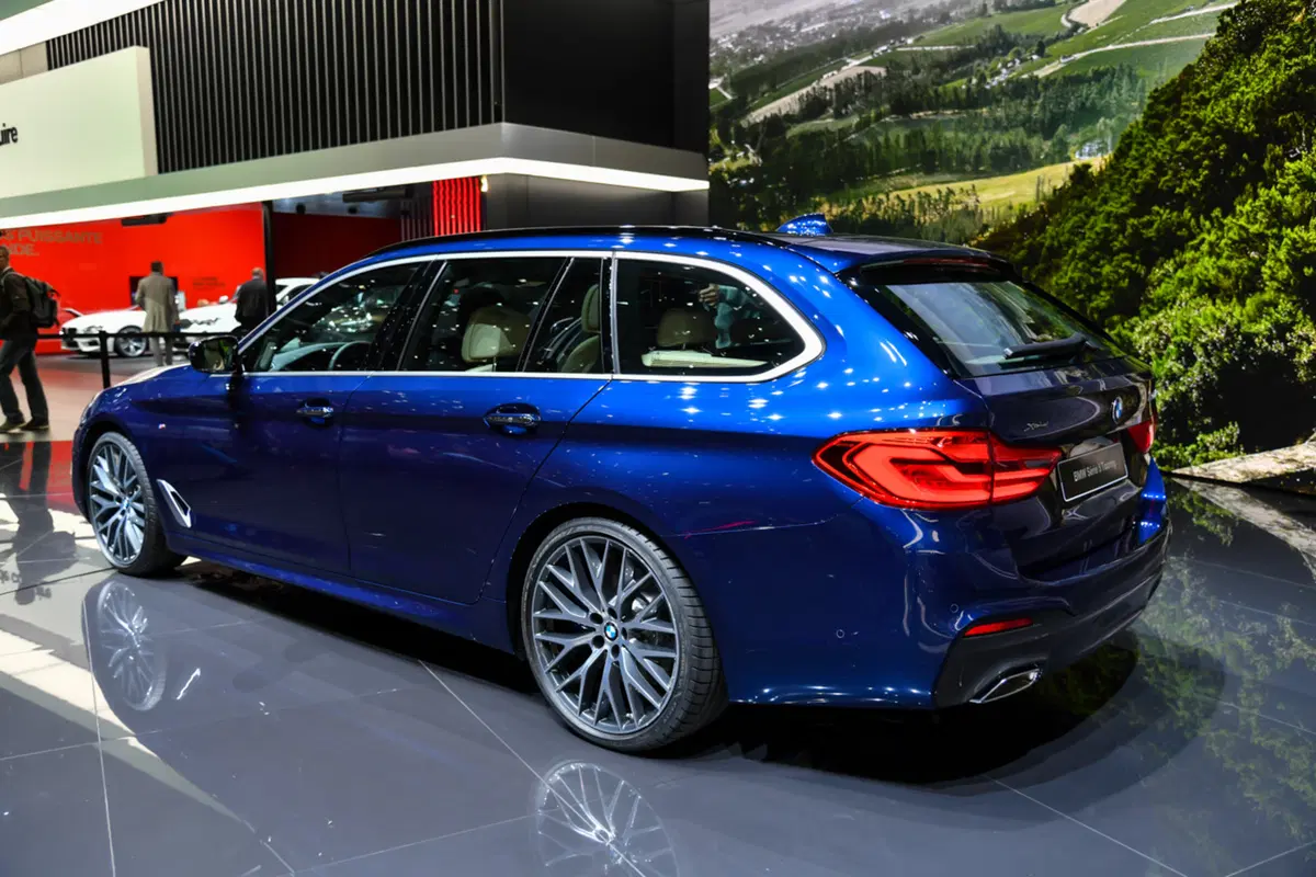 BMW Serie 5 Touring, la videorecensione al Salone di Ginevra 2017 [Video] (2)