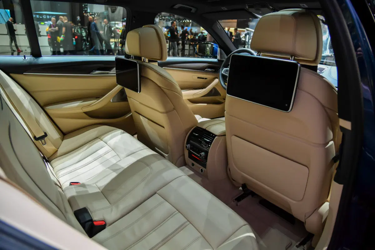 BMW Serie 5 Touring, la videorecensione al Salone di Ginevra 2017 [Video] (10)