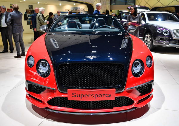 Bentley Continental Supersports, la videorecensione al Salone di Ginevra 2017 [Video]