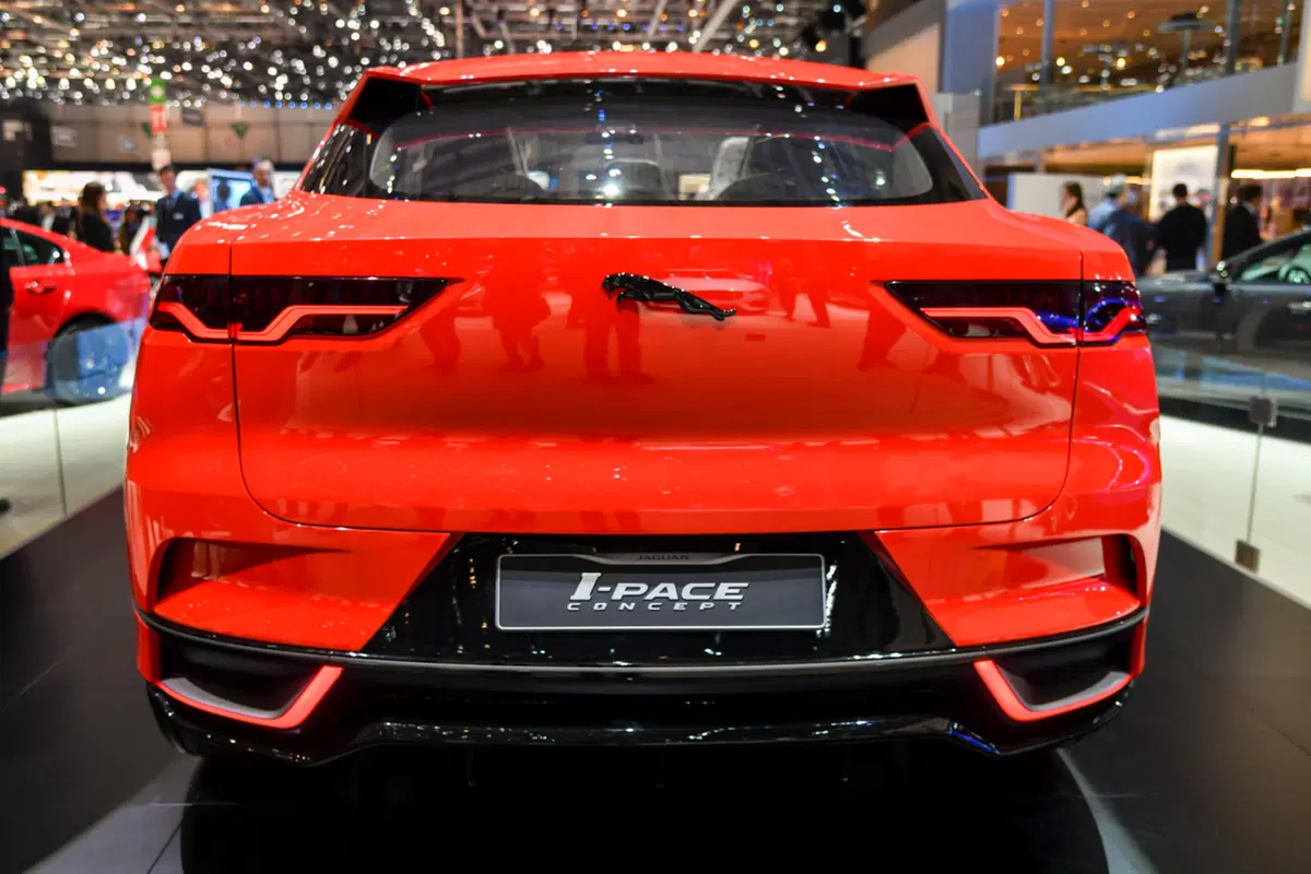 Jaguar al Salone di Ginevra 2017 (5)