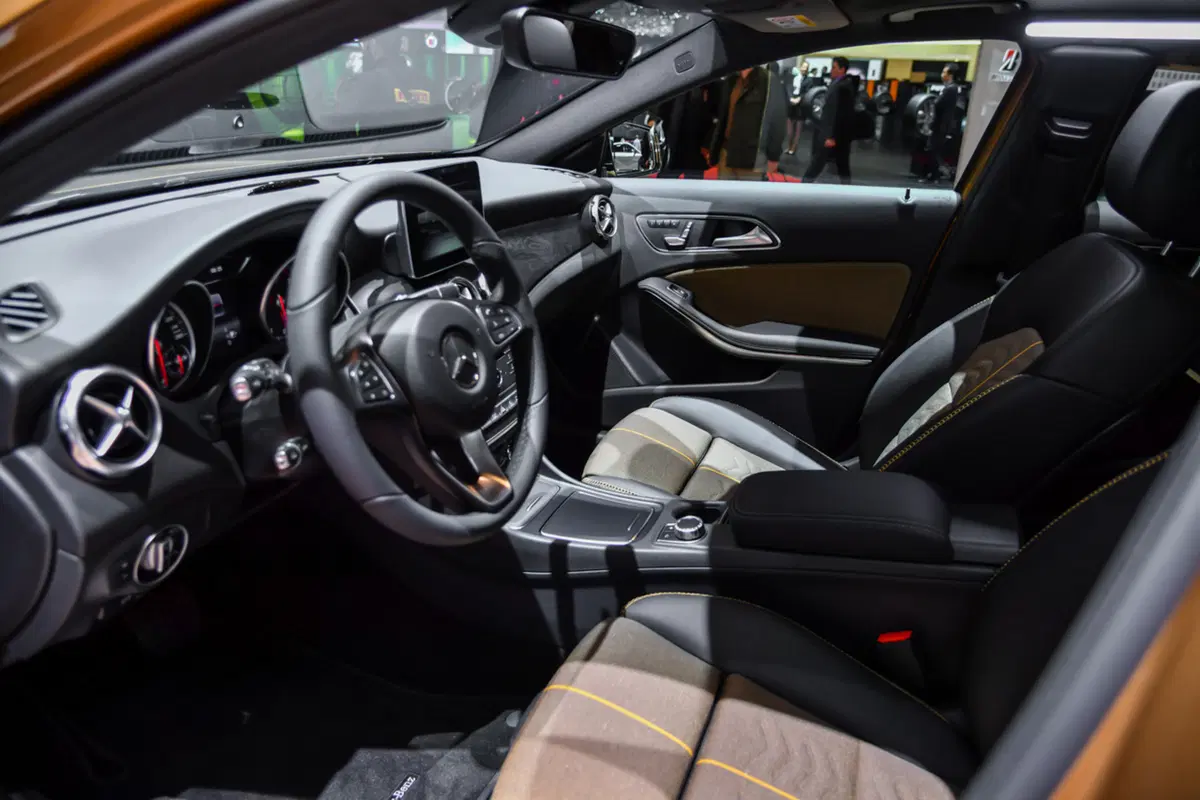 Mercedes al Salone di Ginevra 2017 (37)