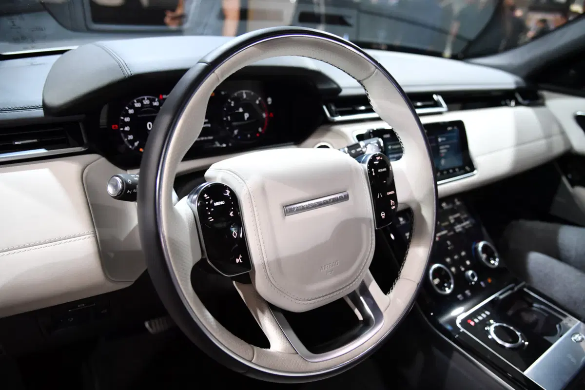 Land Rover al Salone di Ginevra 2017 (6)