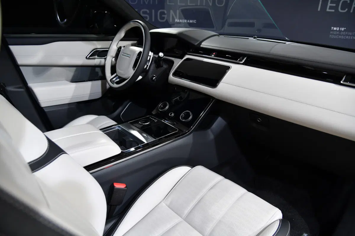 Land Rover al Salone di Ginevra 2017 (4)