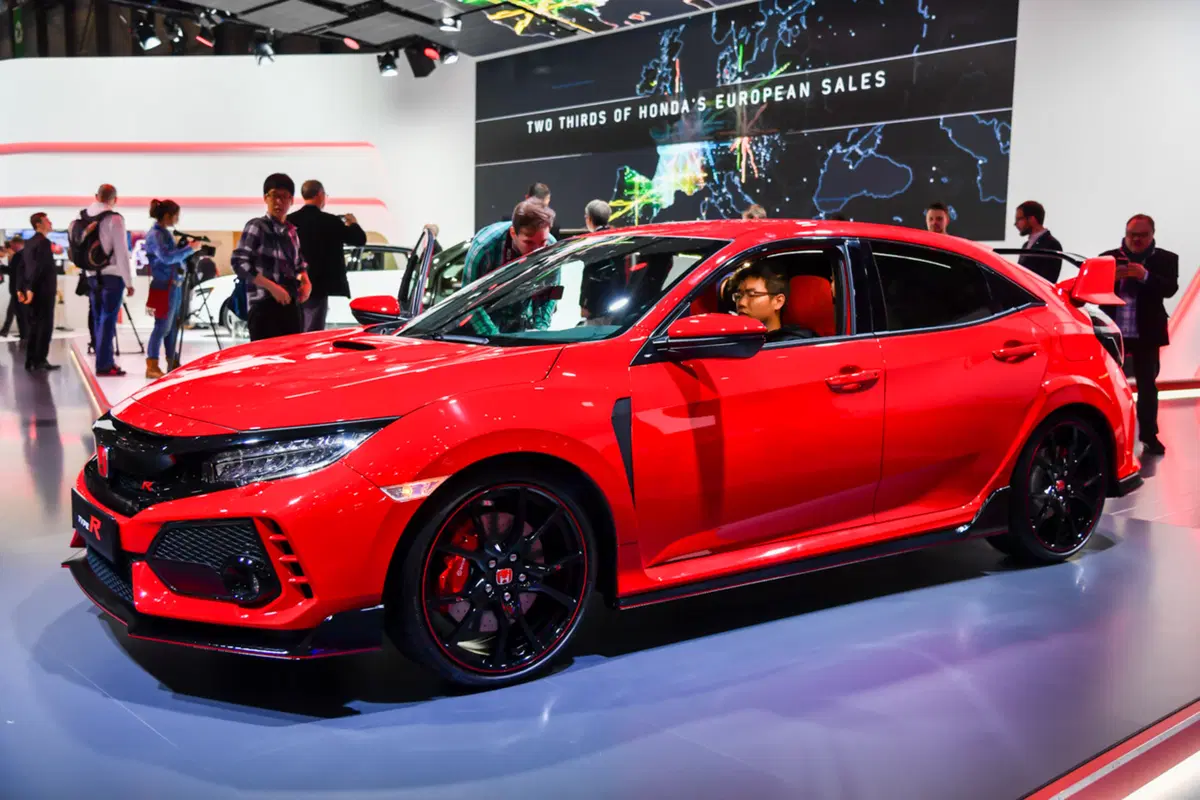 Honda Civic Type R, la videorecensione al Salone di Ginevra 2017 [Video] (9)