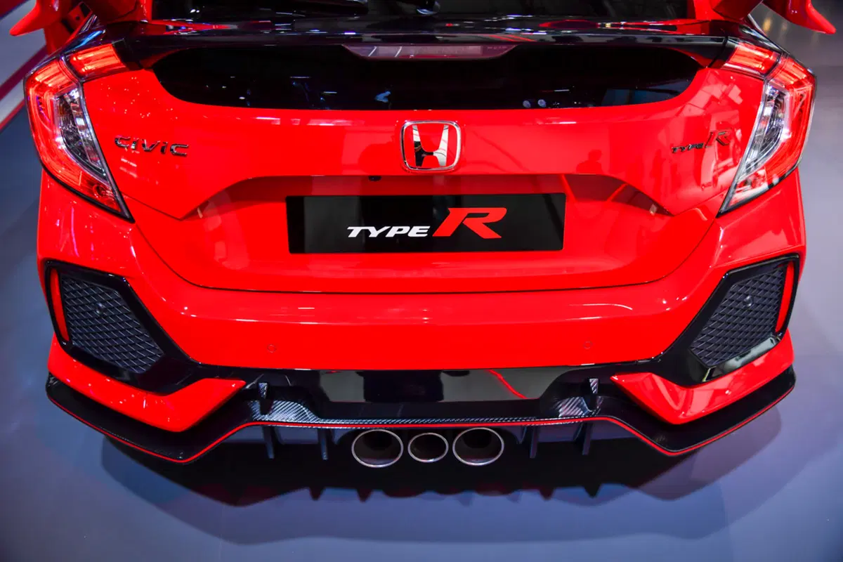 Honda Civic Type R, la videorecensione al Salone di Ginevra 2017 [Video] (11)