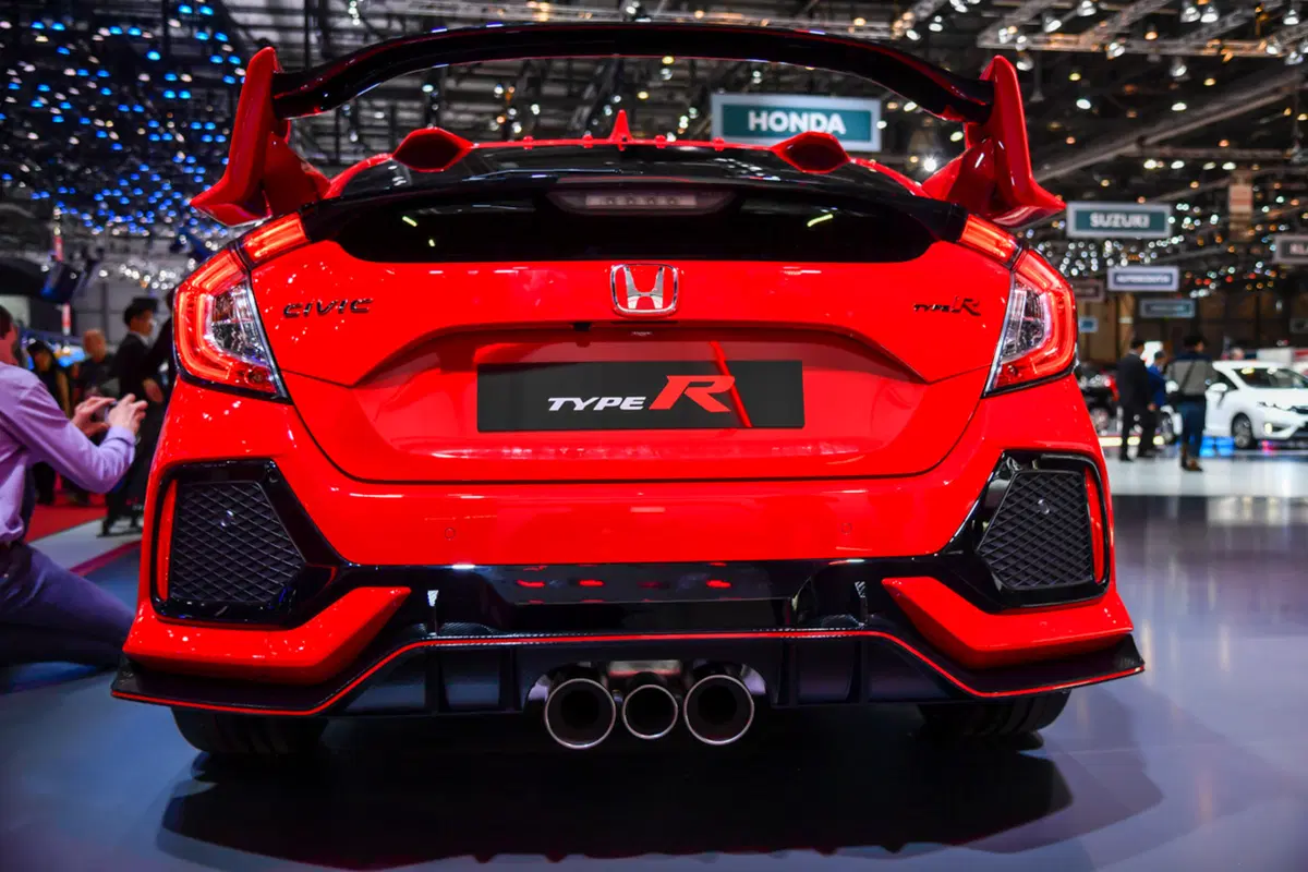 Honda Civic Type R, la videorecensione al Salone di Ginevra 2017 [Video] (12)