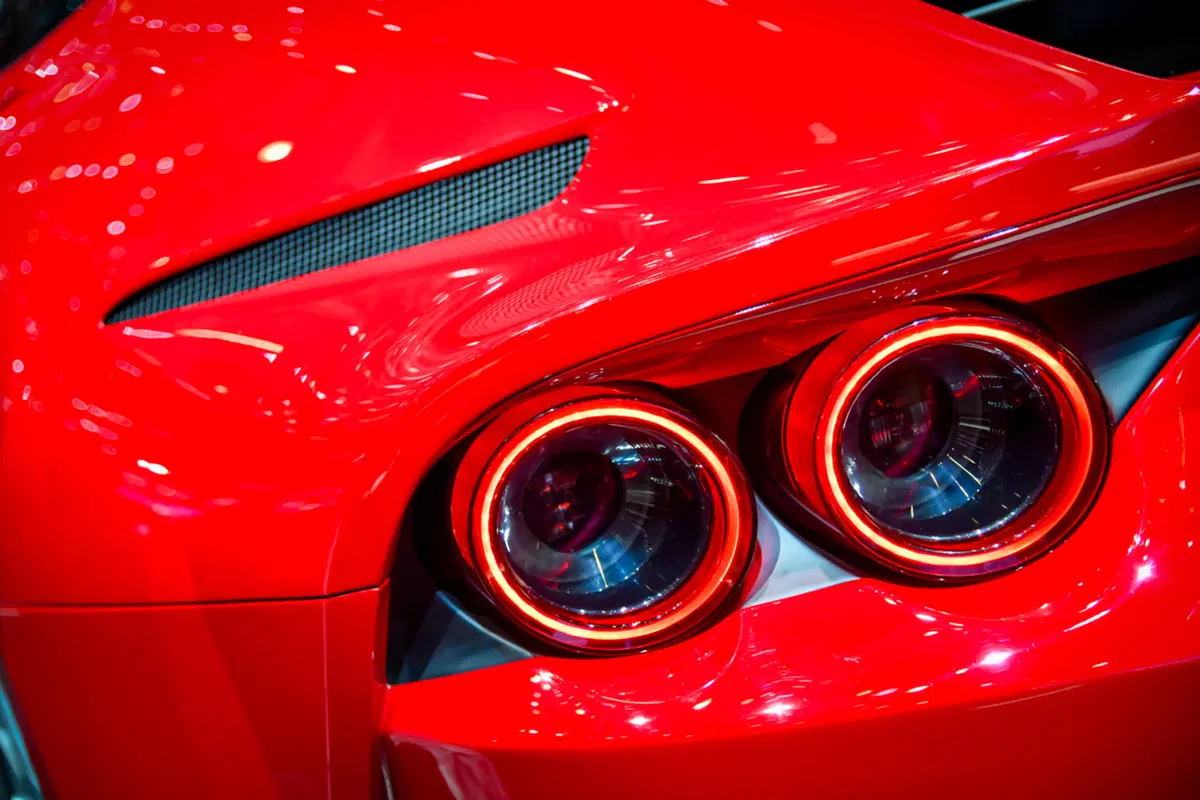 Ferrari 812 Superfast, la videorecensione al Salone di Ginevra 2017 [Video] (11)