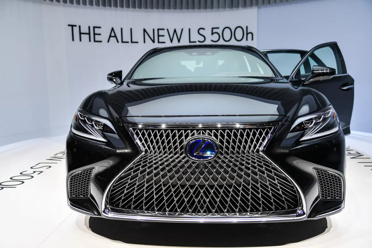 Lexus al Salone di Ginevra 2017 (2)