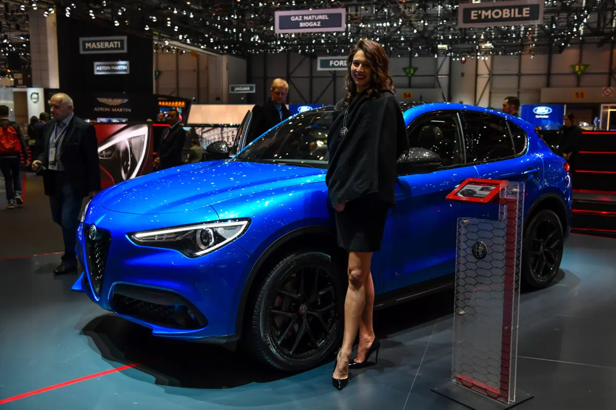 Salone di Ginevra 2017: le ragazze più belle! [Gallery] (21)