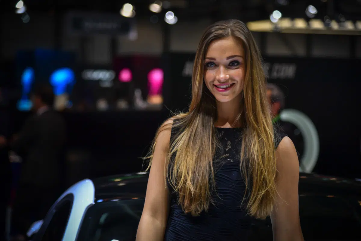 Salone di Ginevra 2017: le ragazze più belle! [Gallery] (28)